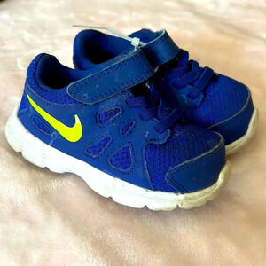 Nike sneakers, infant boys size 6